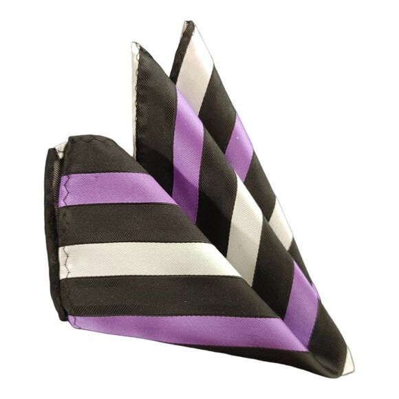 MEN'S FASHION POCKET SQUARE WITH HANDMADE LAPEL FLOWER. - Picture 2 of 3